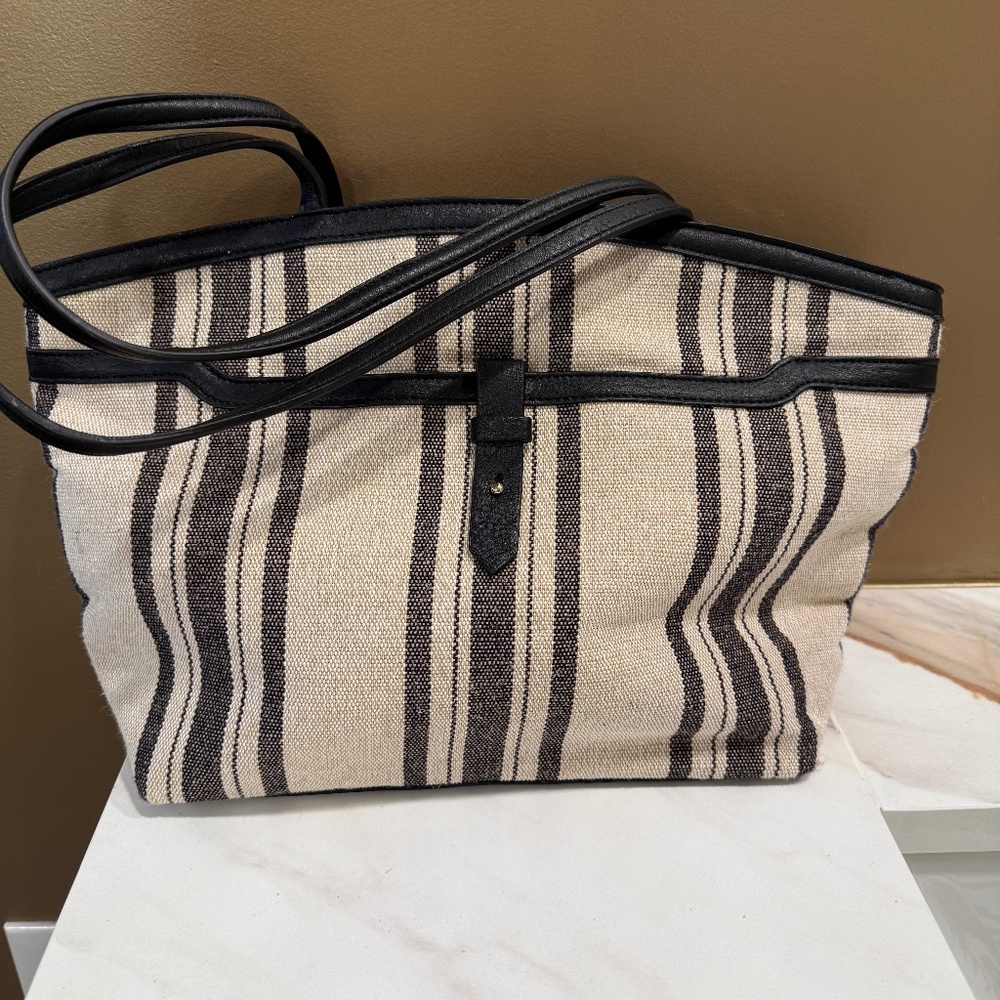 Sole Society canvas tote bag, cream/black, faux leather trim and straps